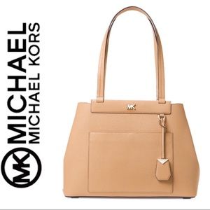 💐HP💐MK Meredith East West Bonded Shoulder Bag